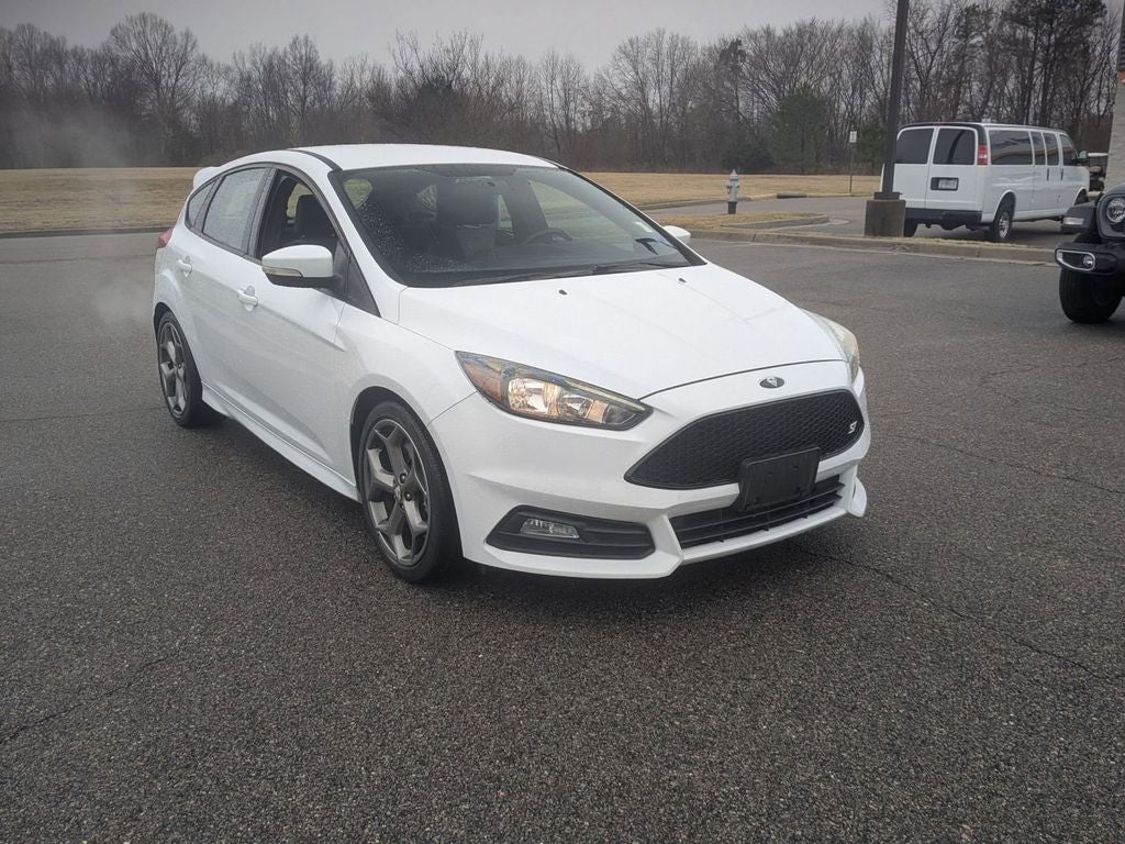 2017 Ford Focus ST ST