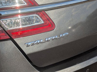 2018 Ford Taurus SEL