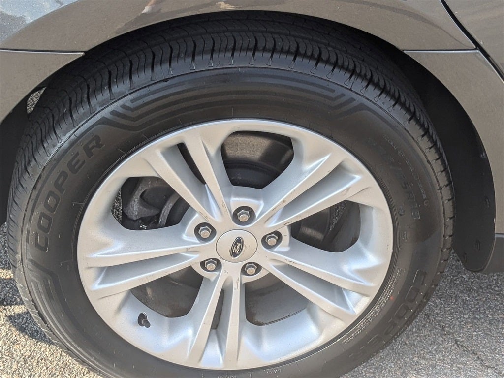 2018 Ford Taurus SEL