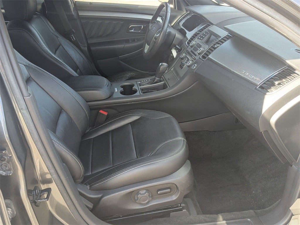 2018 Ford Taurus SEL