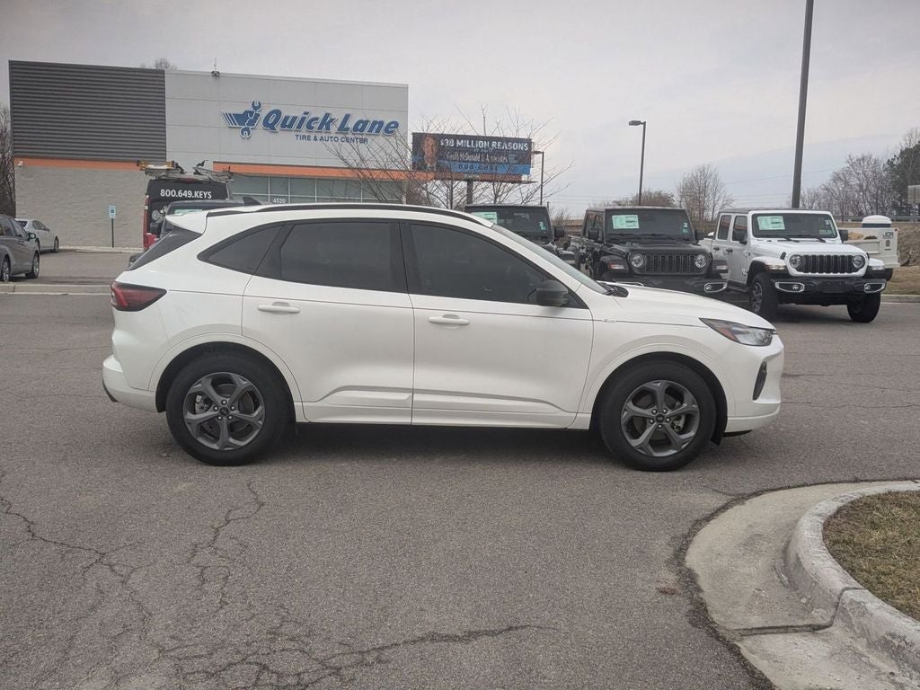 2024 Ford Escape ST-Line