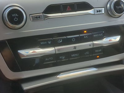 2023 Ford Explorer Base