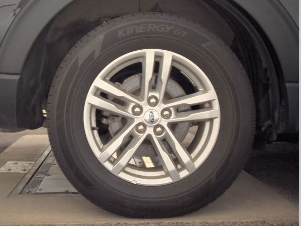 2023 Ford Explorer Base