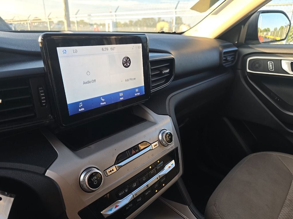 2023 Ford Explorer Base