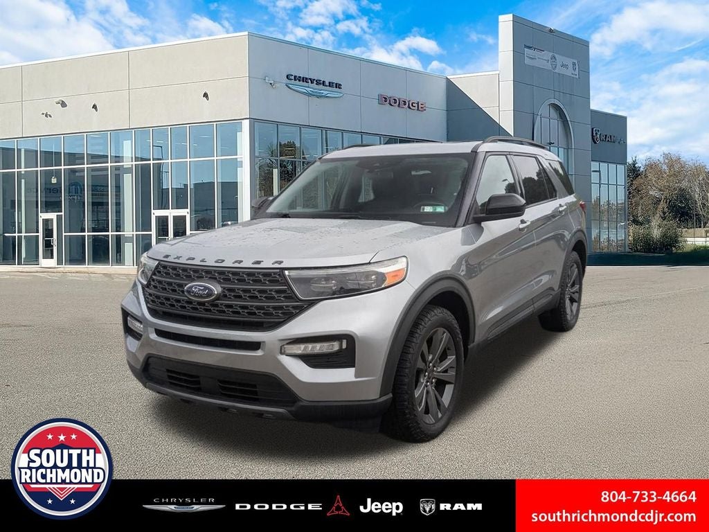2022 Ford Explorer XLT 4WD's photo