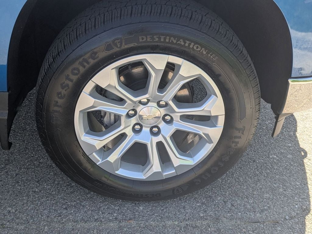 2022 Chevrolet Silverado 1500 4WD Crew Cab Short Bed LTZ