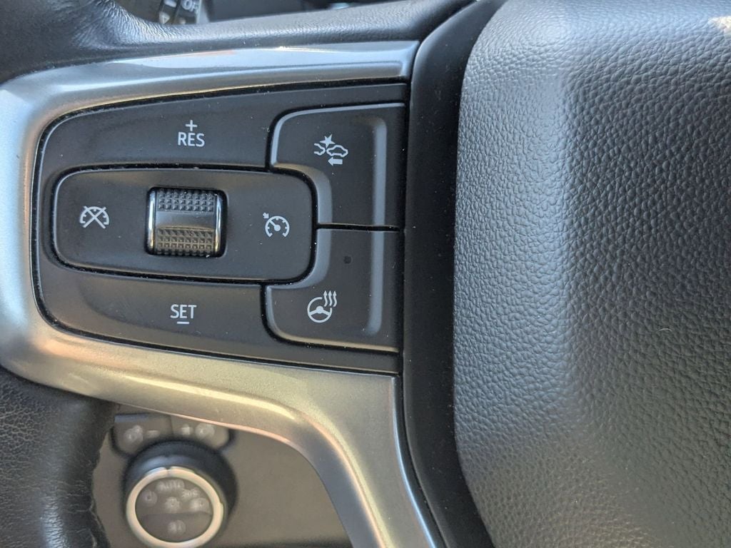 2022 Chevrolet Silverado 1500 4WD Crew Cab Short Bed LTZ