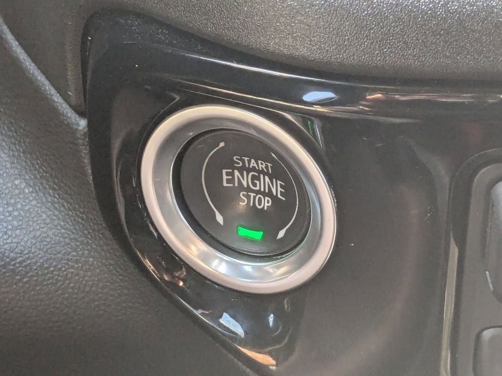 2022 Chevrolet Silverado 1500 4WD Crew Cab Short Bed LTZ