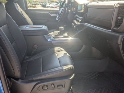 2022 Chevrolet Silverado 1500 4WD Crew Cab Short Bed LTZ