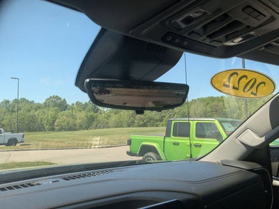 2022 Chevrolet Silverado 1500 4WD Crew Cab Short Bed LTZ