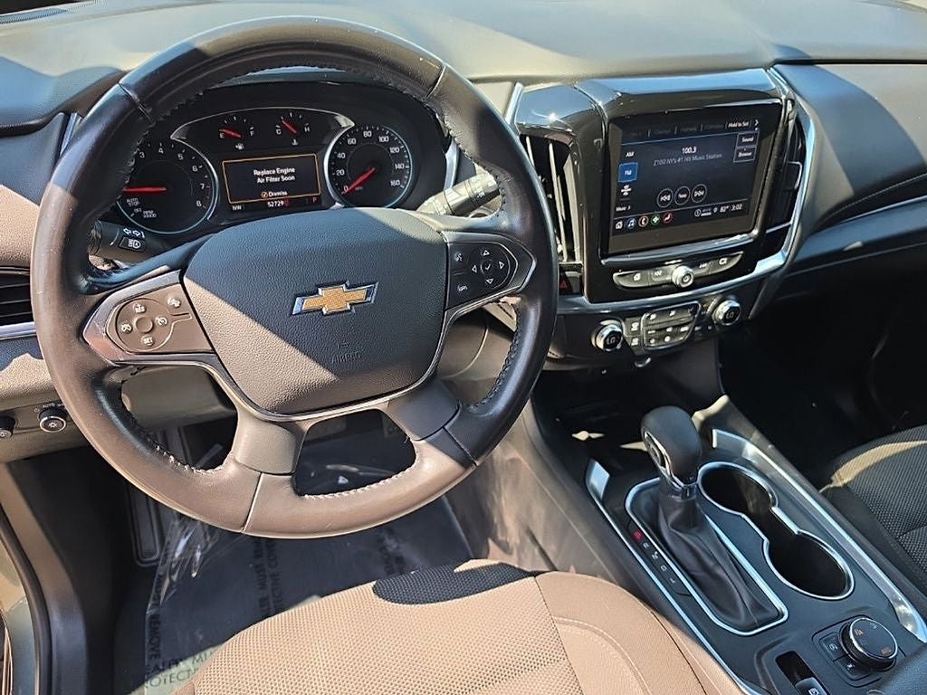 2022 Chevrolet Traverse AWD LT Cloth