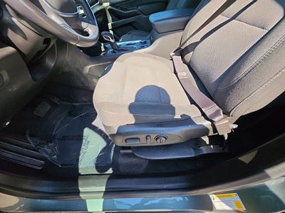 2022 Chevrolet Traverse AWD LT Cloth