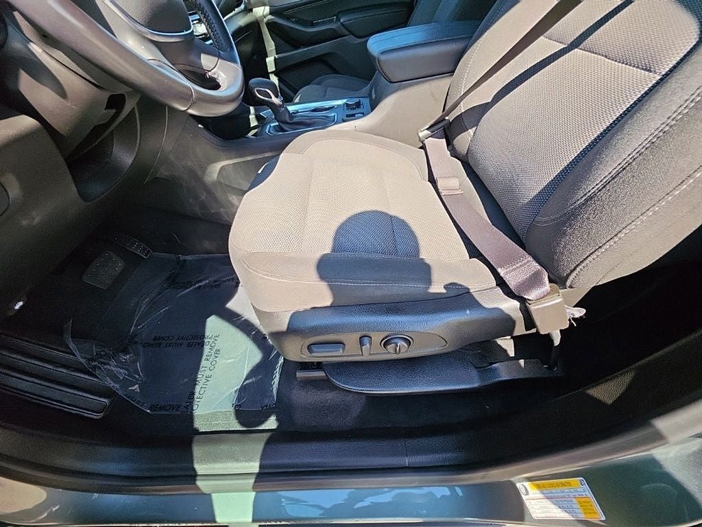2022 Chevrolet Traverse AWD LT Cloth