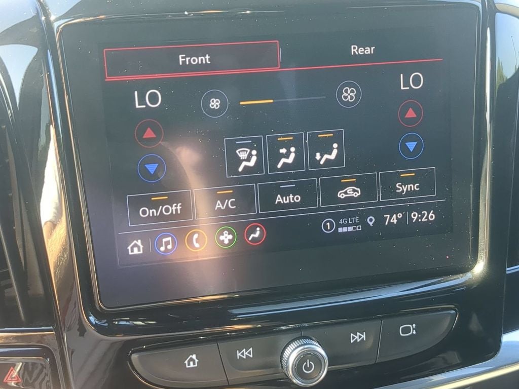 2022 Chevrolet Traverse LT Cloth