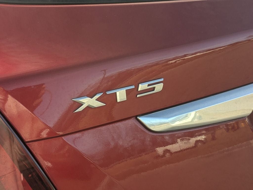 2023 Cadillac XT5 AWD Premium Luxury