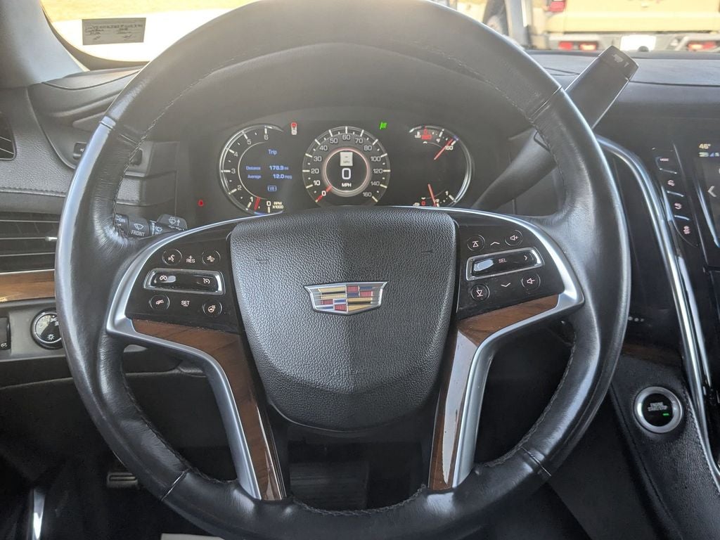 2018 Cadillac Escalade ESV Luxury