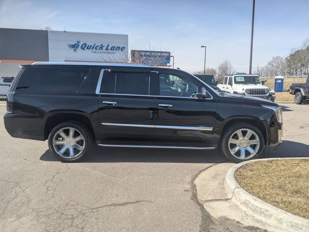 2018 Cadillac Escalade ESV Luxury