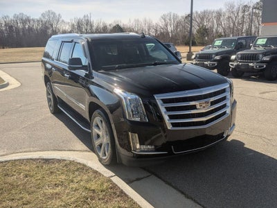 2018 Cadillac Escalade ESV Luxury