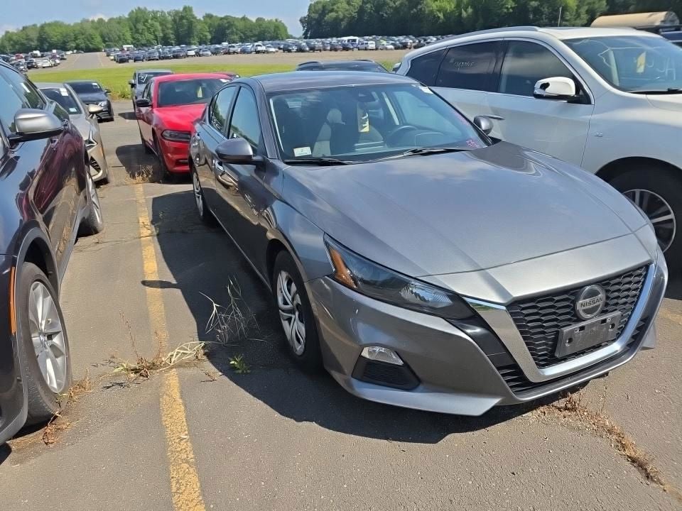 2022 Nissan Altima S FWD