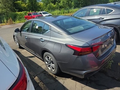 2022 Nissan Altima S FWD