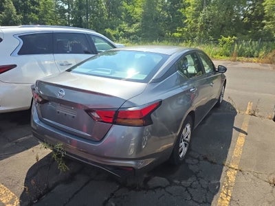 2022 Nissan Altima S FWD