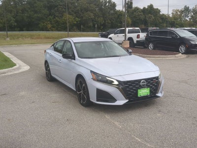 2024 Nissan Altima SR FWD