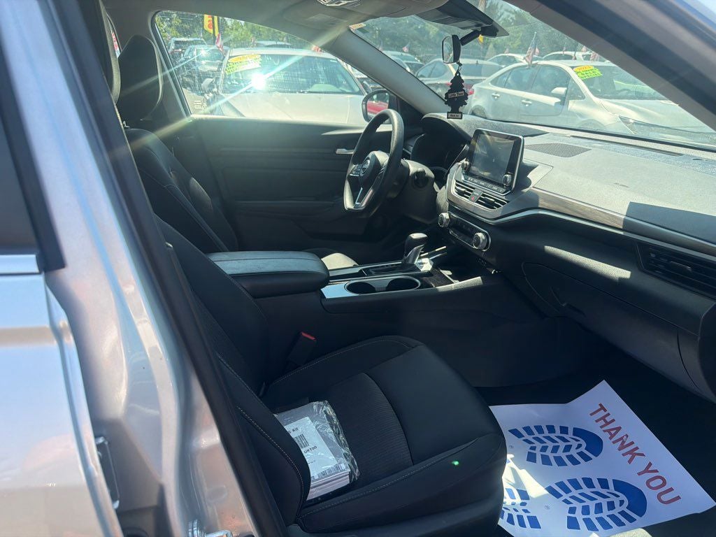 2024 Nissan Altima SV FWD