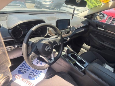 2024 Nissan Altima SV FWD