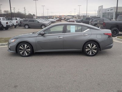 2021 Nissan Altima SV FWD