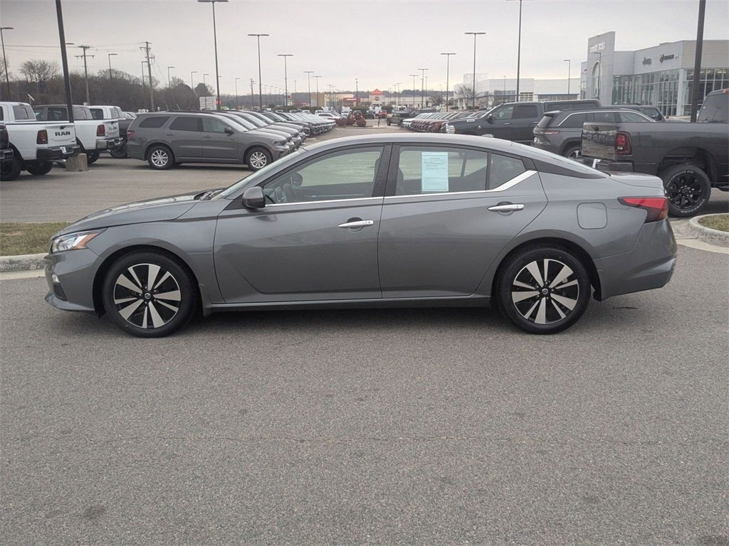 2021 Nissan Altima SV FWD