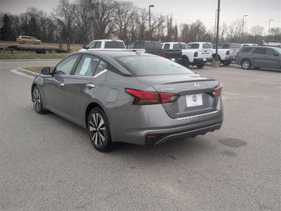 2021 Nissan Altima SV FWD