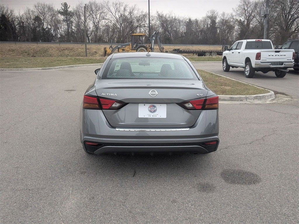 2021 Nissan Altima SV FWD