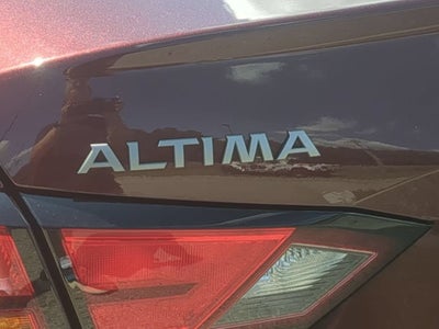 2025 Nissan Altima SV FWD