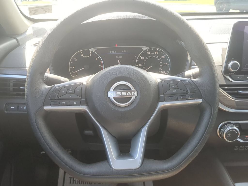 2025 Nissan Altima SV FWD