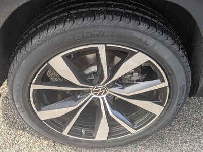 2024 Volkswagen Atlas 2.0T SEL Premium R-Line