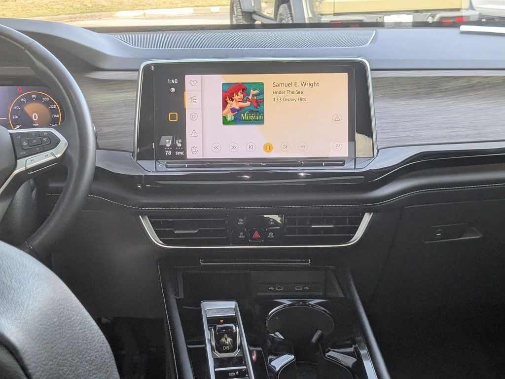 2024 Volkswagen Atlas 2.0T SEL Premium R-Line