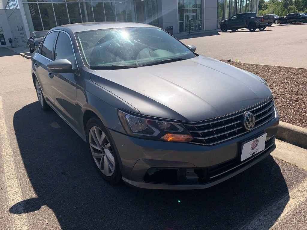 2018 Volkswagen Passat 2.0T SE
