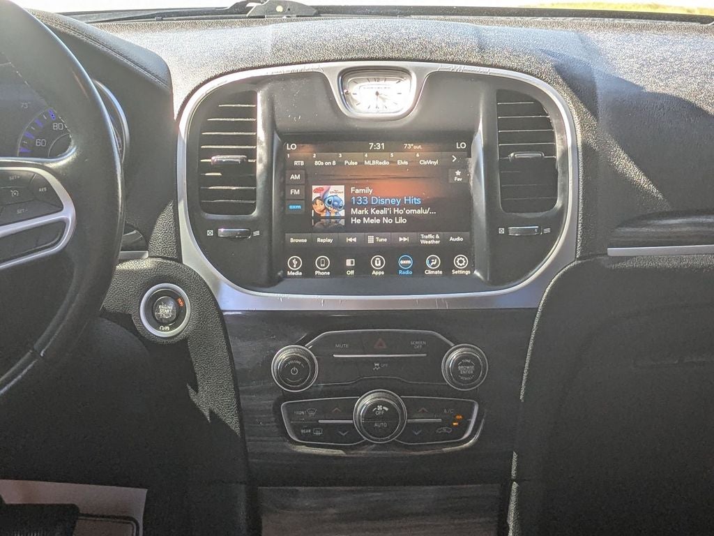 2019 Chrysler 300 Touring
