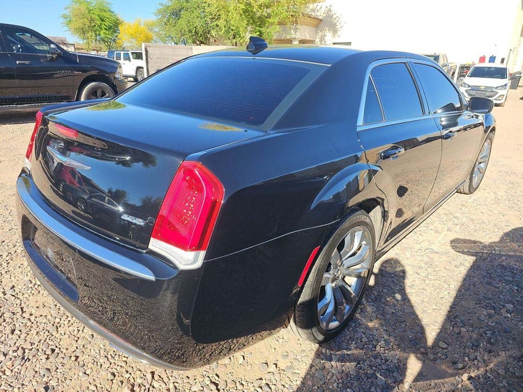2019 Chrysler 300 Touring