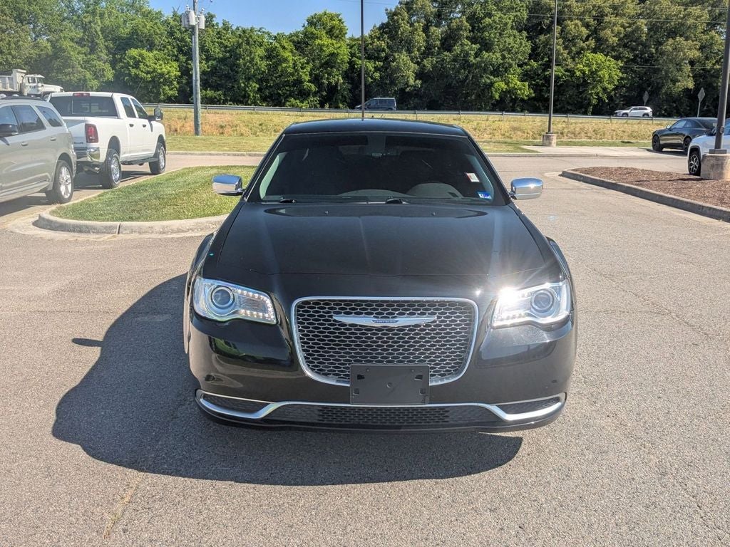 2019 Chrysler 300 Touring
