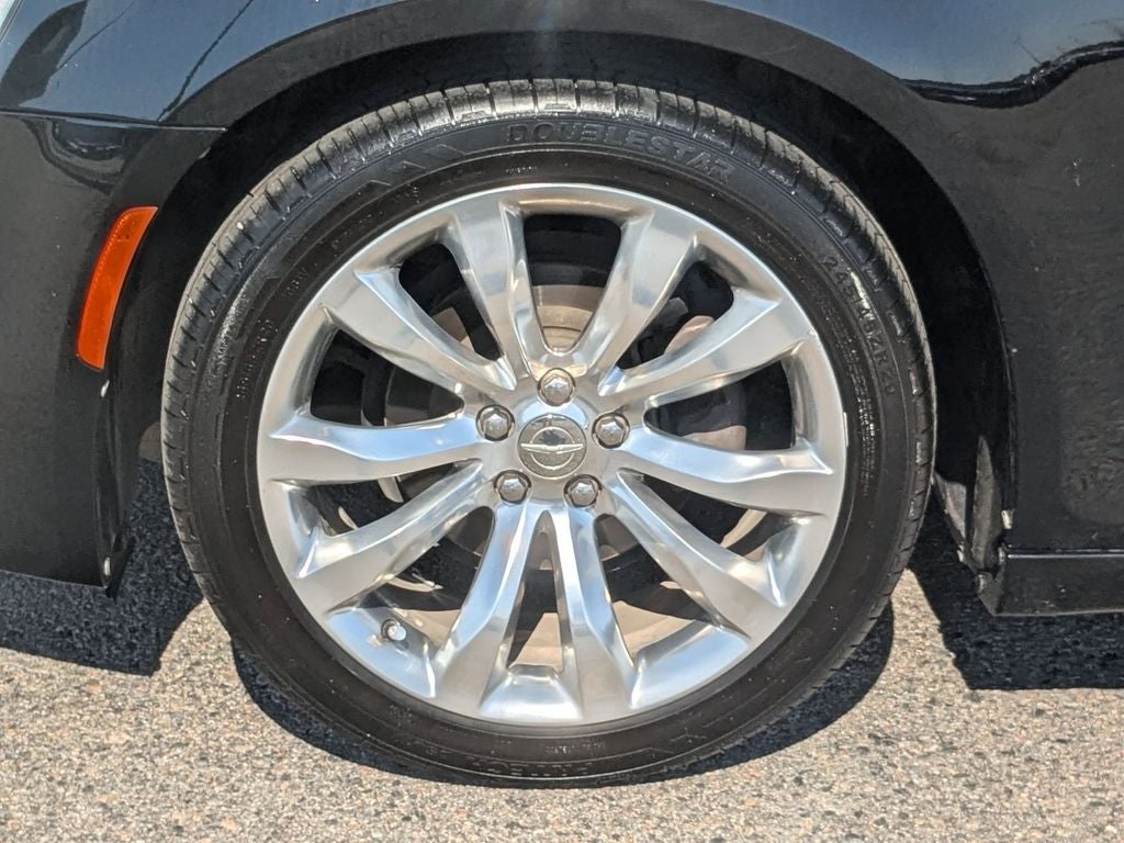 2019 Chrysler 300 Touring