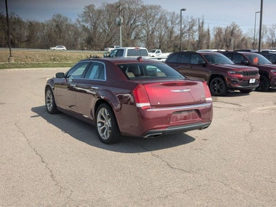 2018 Chrysler 300 300C