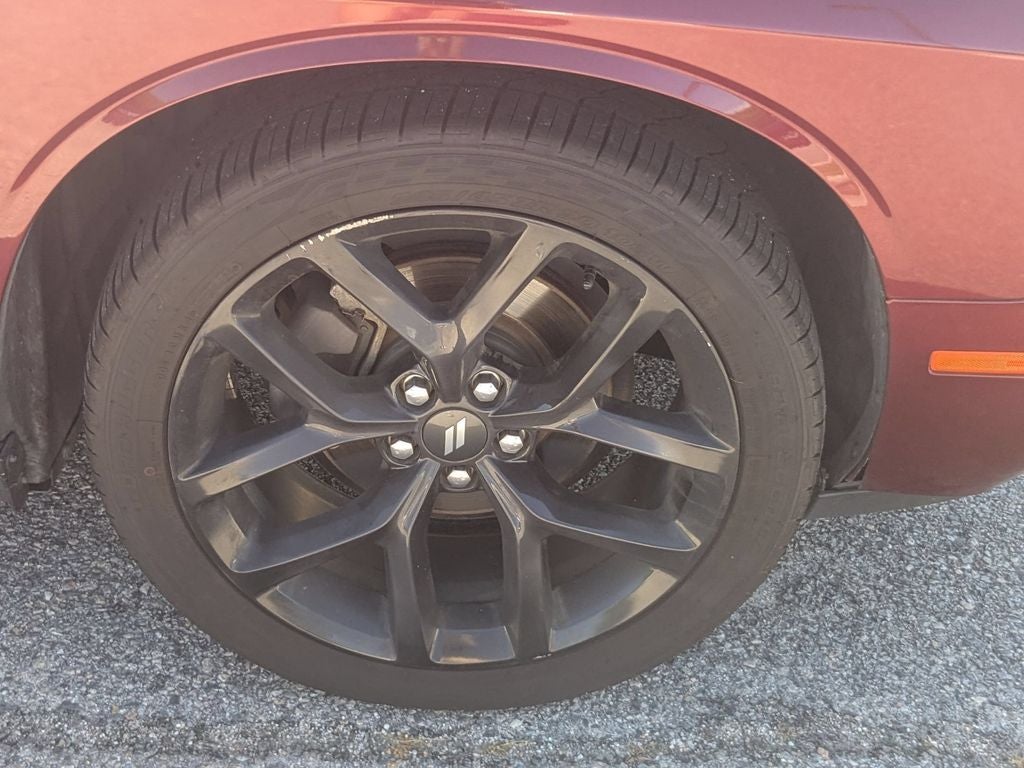 2021 Dodge Challenger SXT