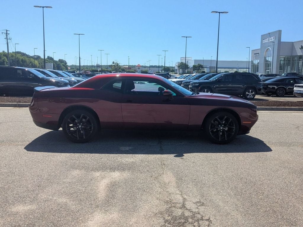 2021 Dodge Challenger SXT