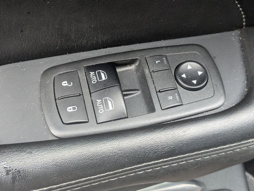 2018 Dodge Challenger SXT Plus