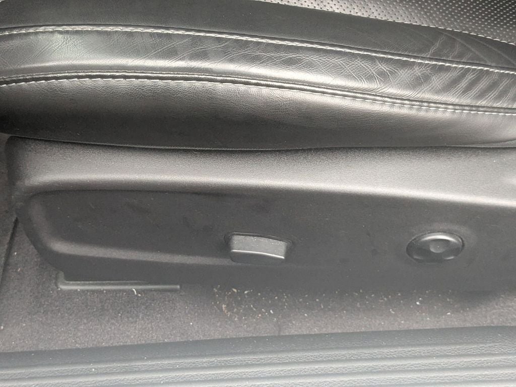 2018 Dodge Challenger SXT Plus