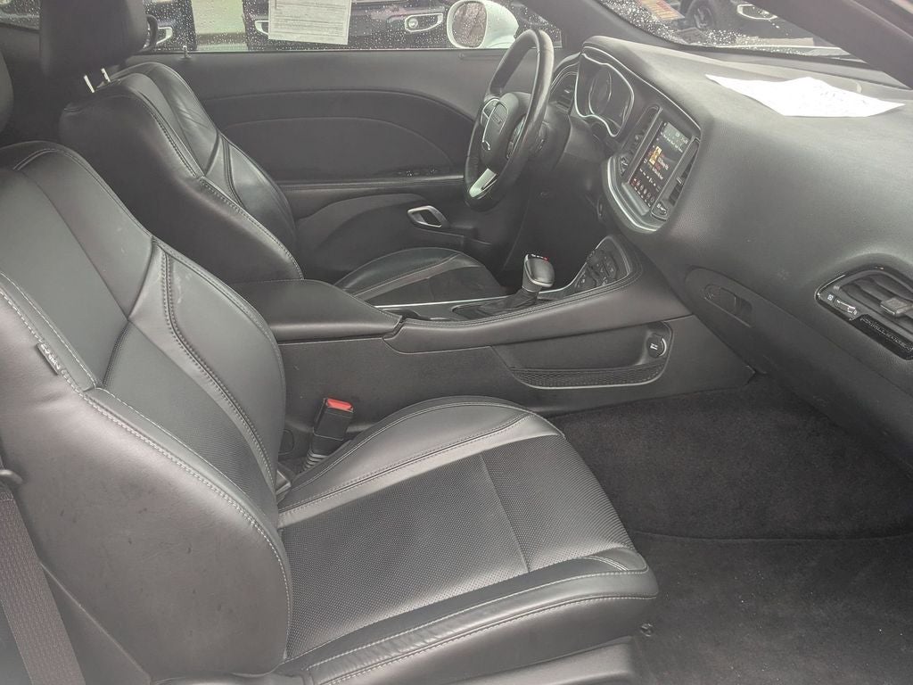 2018 Dodge Challenger SXT Plus
