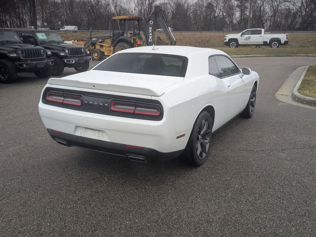 2018 Dodge Challenger SXT Plus