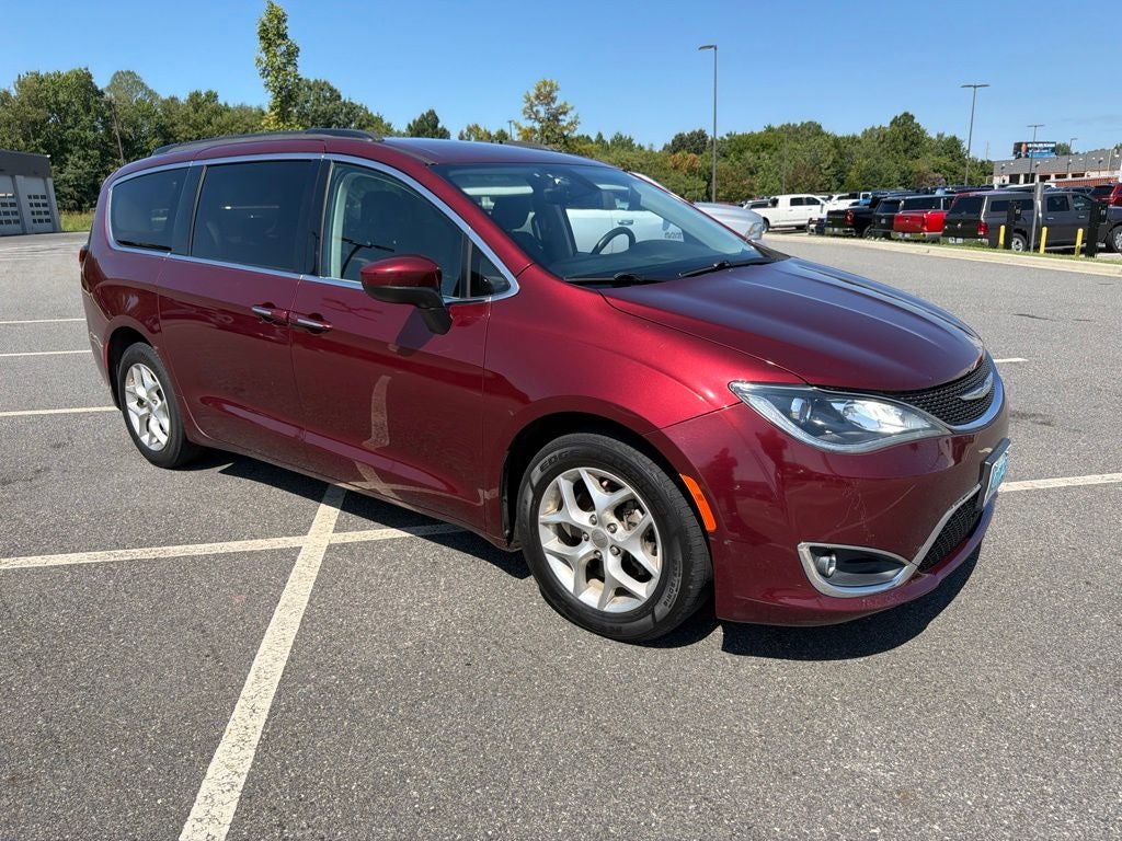 2017 Chrysler Pacifica Touring Plus