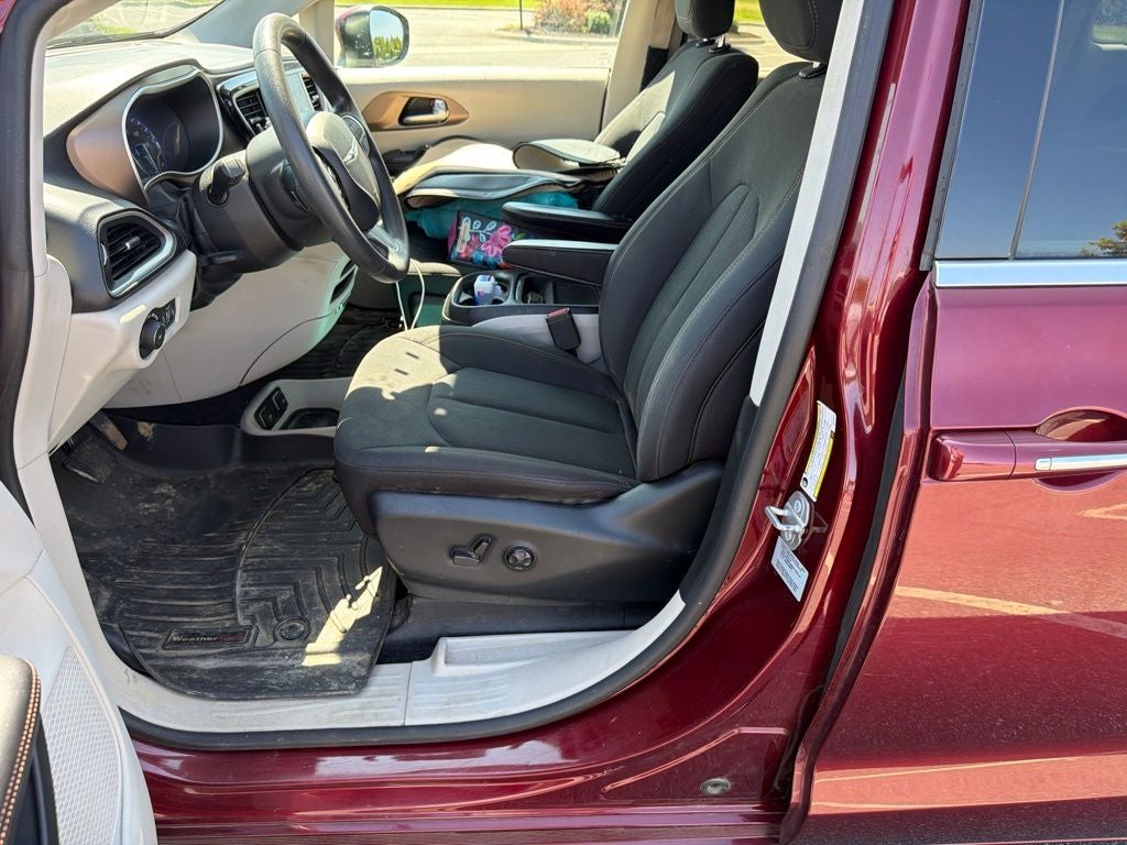 2017 Chrysler Pacifica Touring Plus